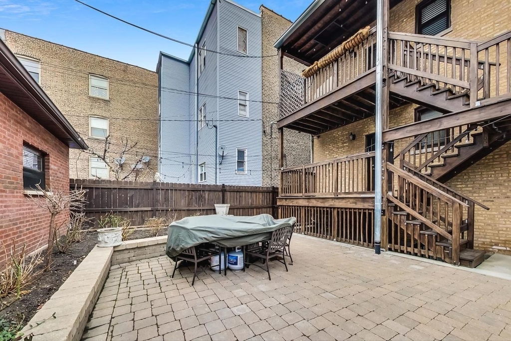 4850 N Albany Avenue - Photo 23
