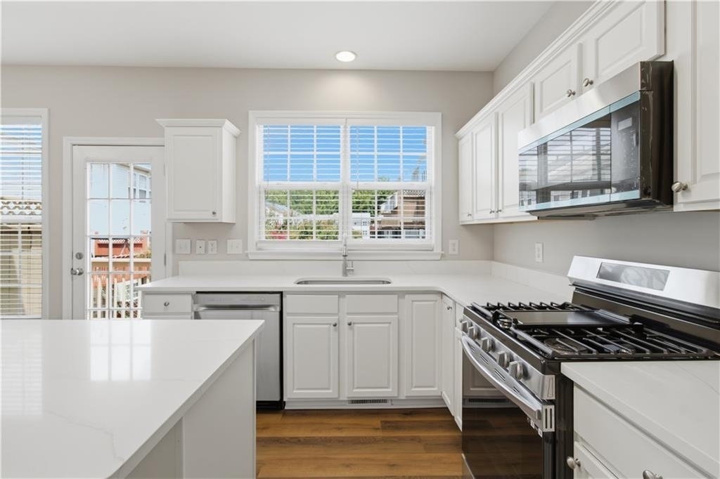 1307 Greychurch Way - Photo 3