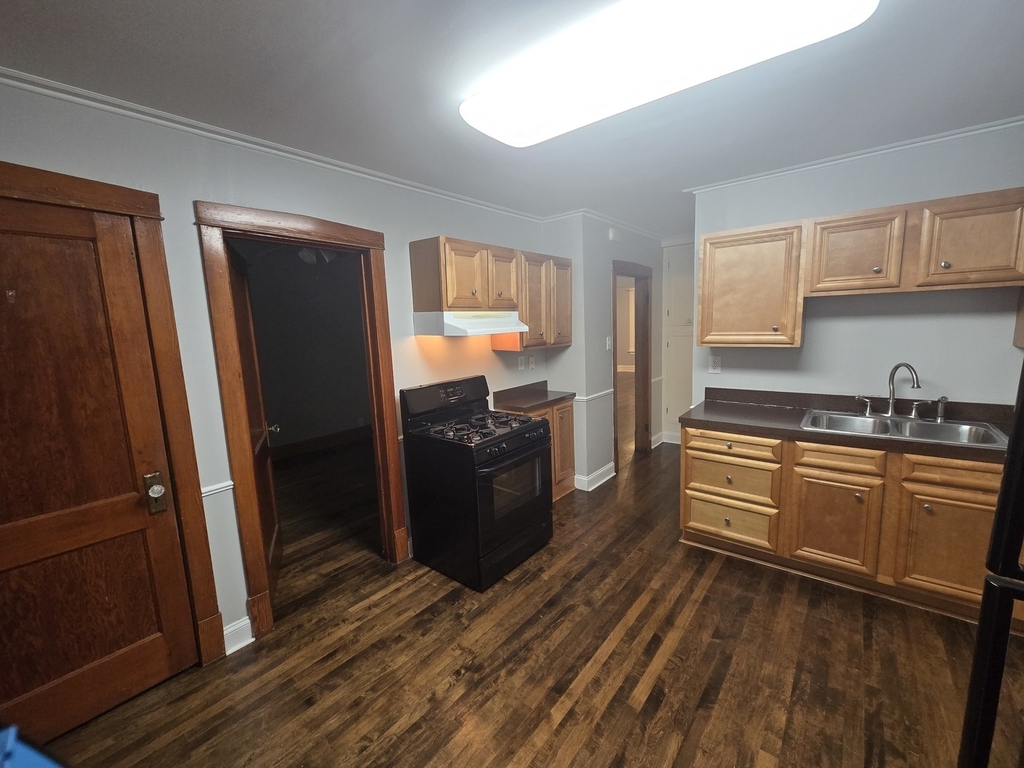 4116 N Maplewood Avenue - Photo 5
