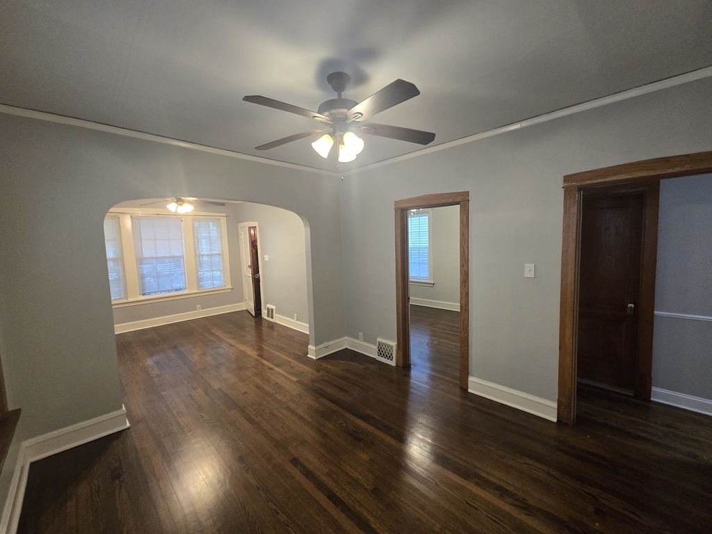 4116 N Maplewood Avenue - Photo 3