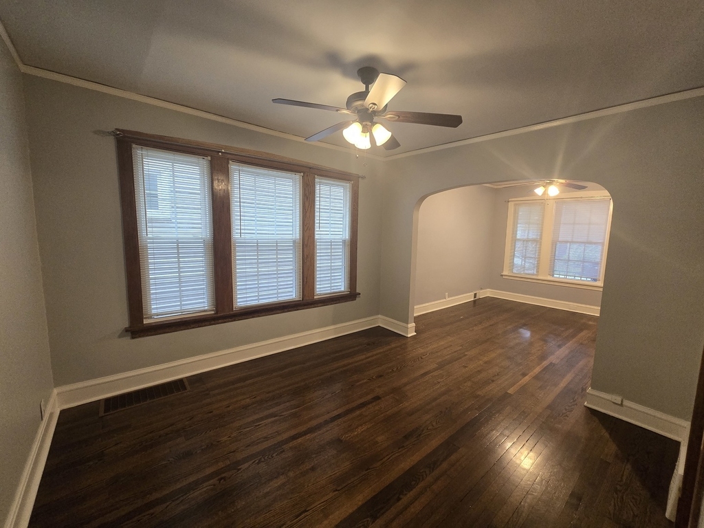 4116 N Maplewood Avenue - Photo 4
