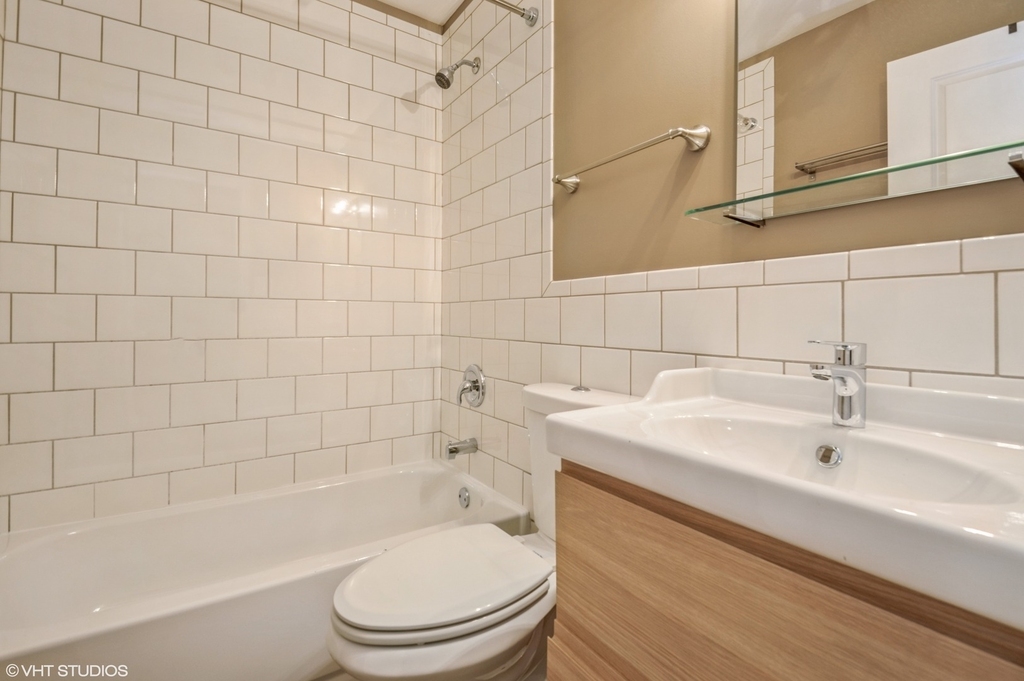 2417 N Ridgeway - Photo 18