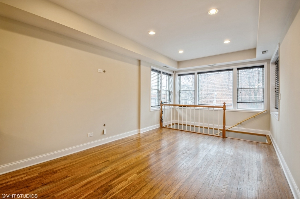 2417 N Ridgeway - Photo 2