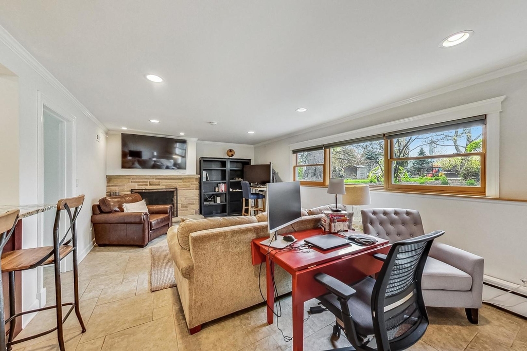 1105 W Miner Street - Photo 15