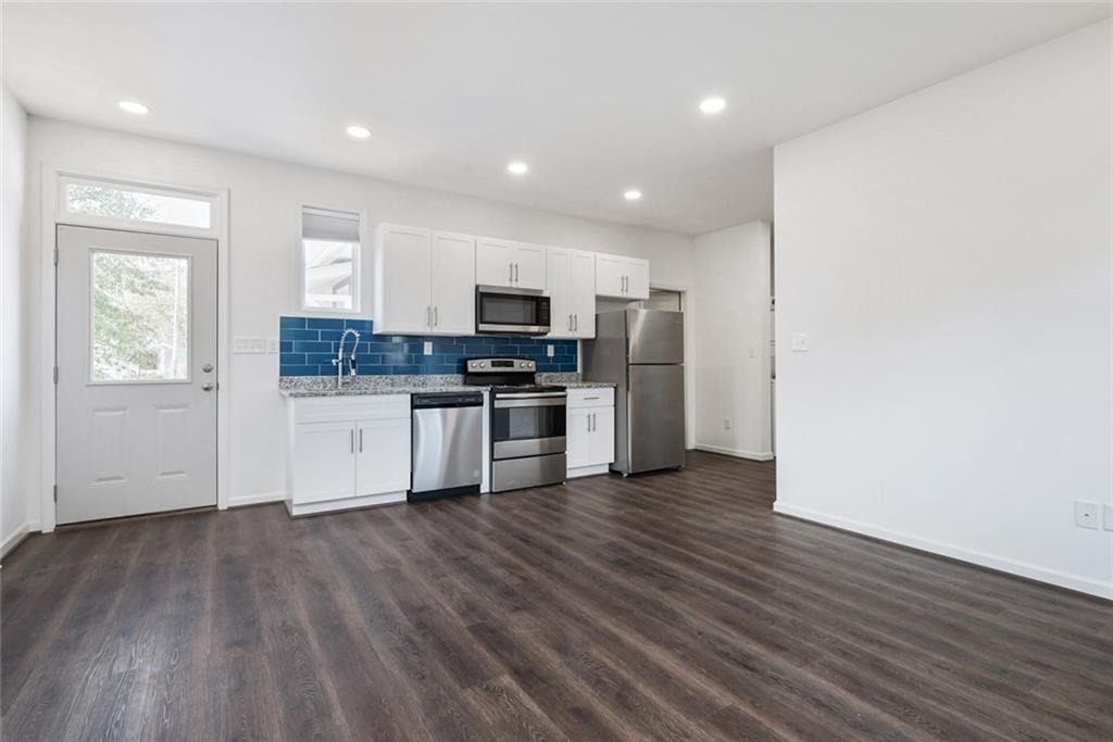 1060 Grant Way Se - Photo 6