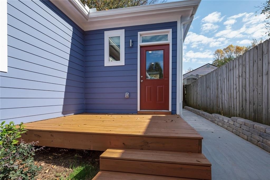 1060 Grant Way Se - Photo 1