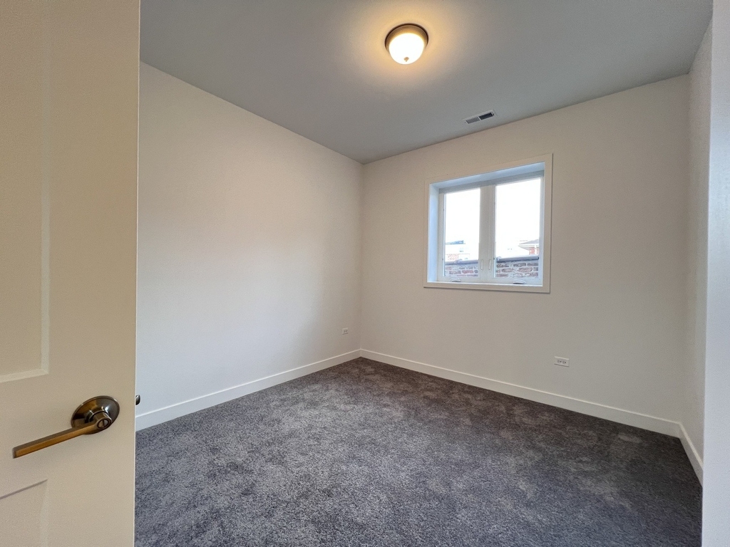226 W 24th Street - Photo 11