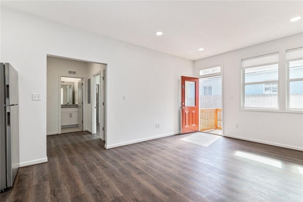 1060 Grant Way Se - Photo 5