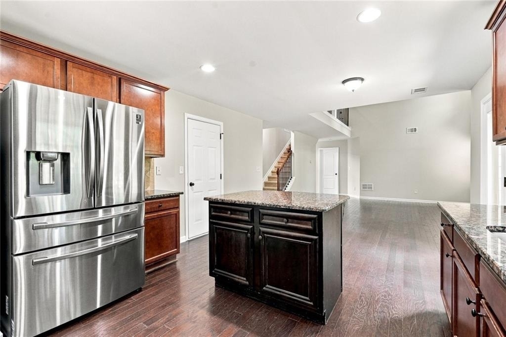5335 Redfield Way - Photo 8