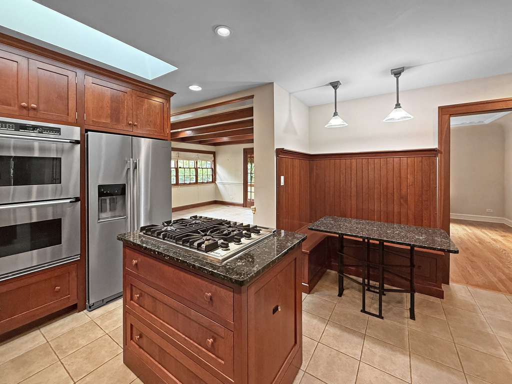 1016 Belleforte Avenue - Photo 10