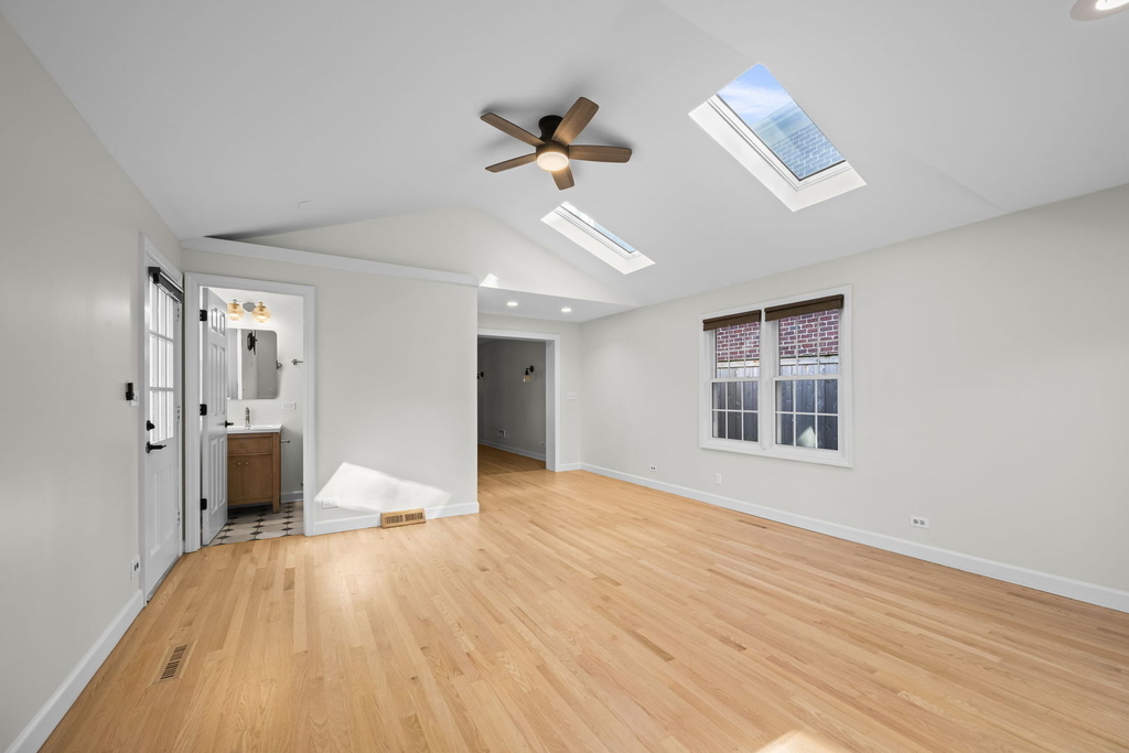 630 S Dryden Place - Photo 8
