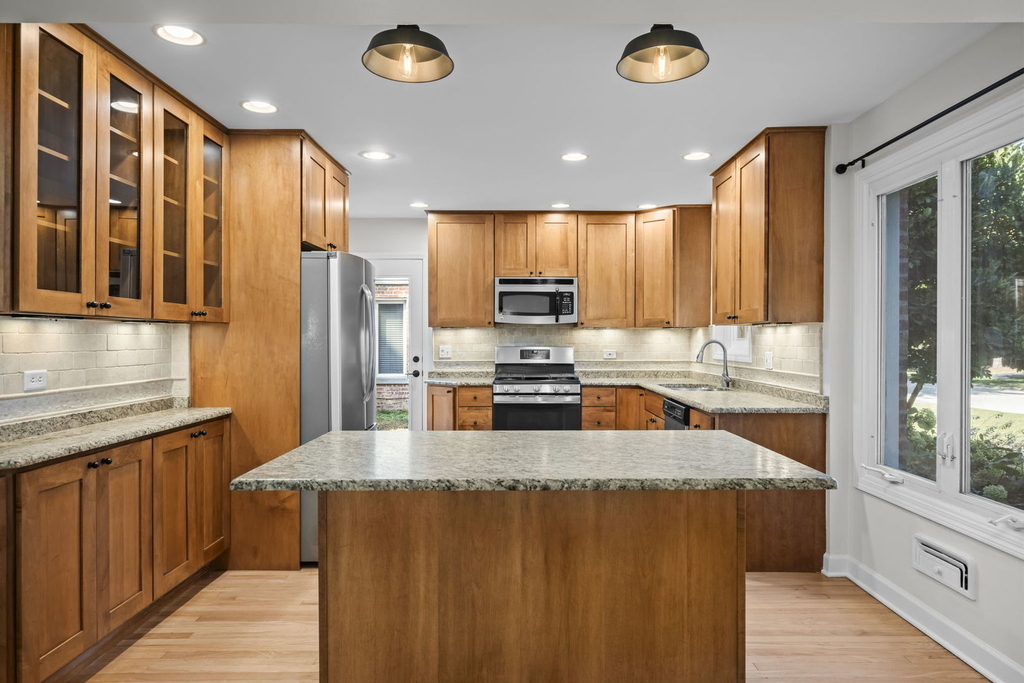 630 S Dryden Place - Photo 6
