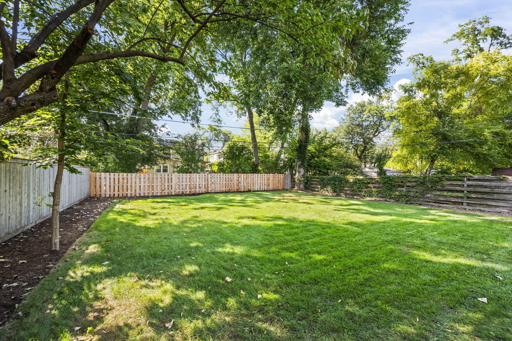 630 S Dryden Place - Photo 18