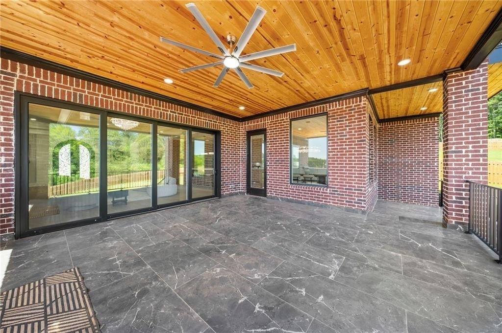 403 Thunder Road - Photo 36