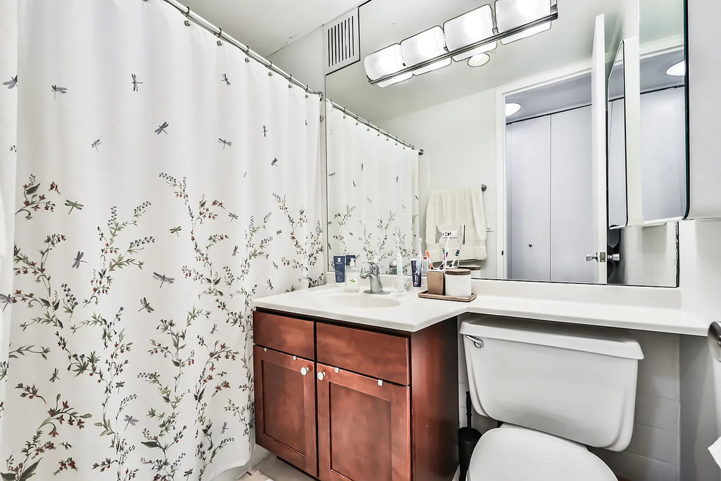 655 W Irving Park Road - Photo 23