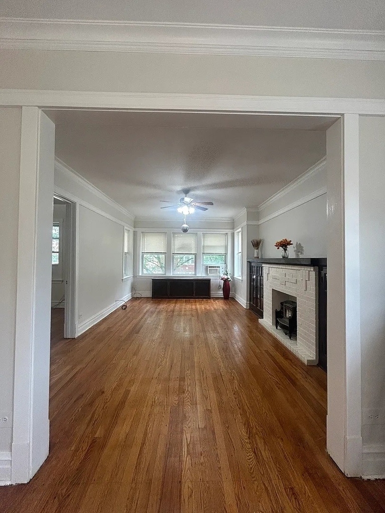 5021 W Belden Street - Photo 2