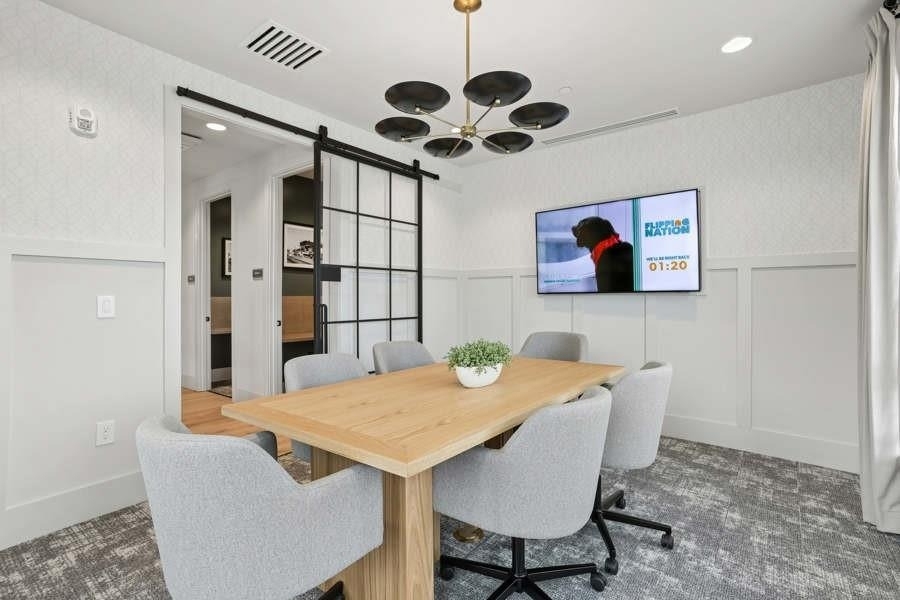 2800 Foxfield Parkway - Photo 9