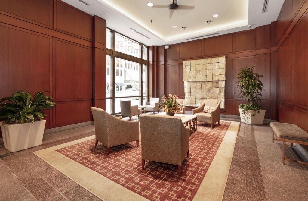 401 E Ontario Street - Photo 1