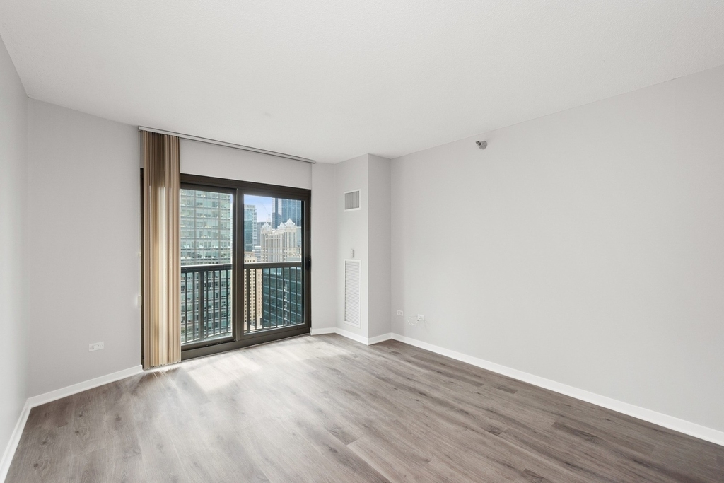 400 N La Salle Drive - Photo 5