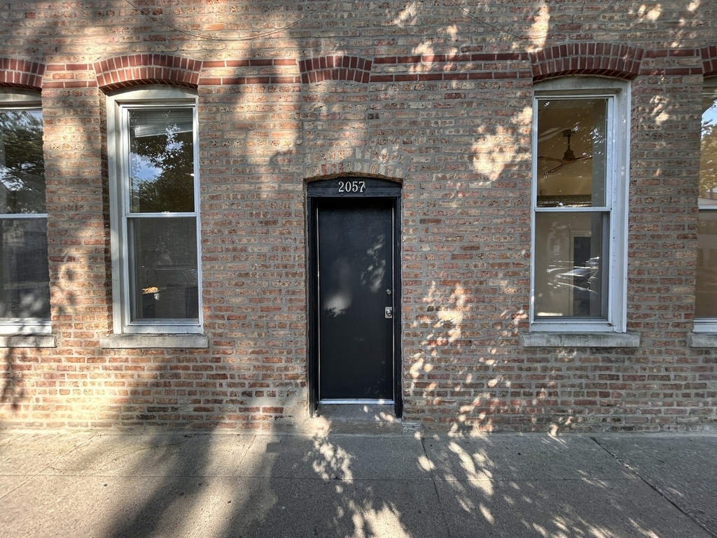 2057 W Roscoe Street - Photo 1