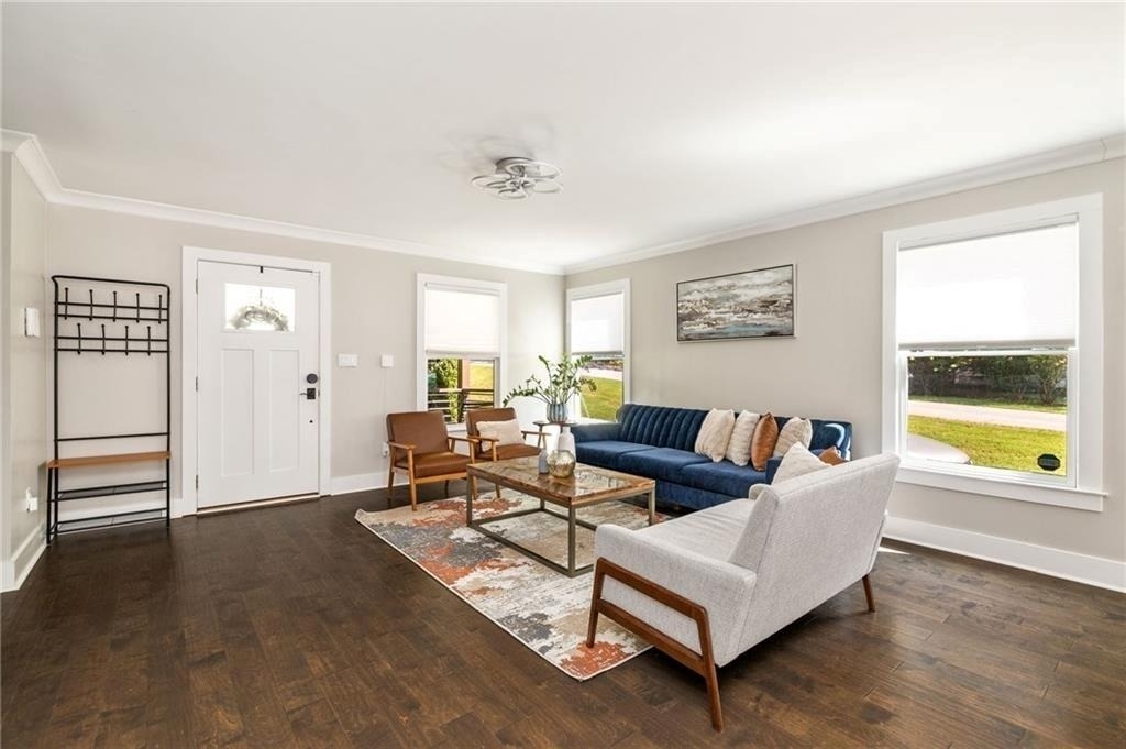 517 Daniel Avenue - Photo 3