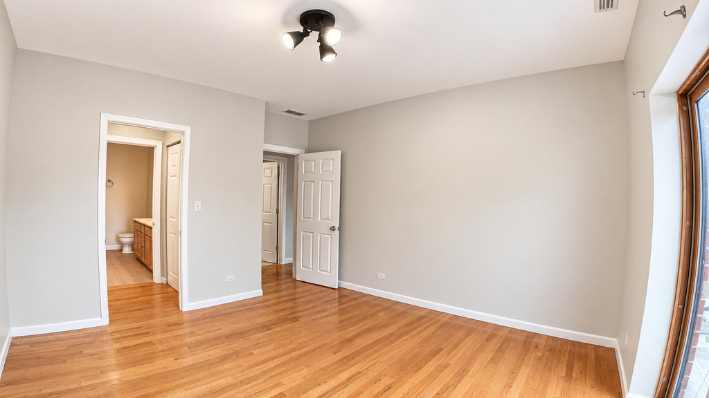 6005 N Kimball Avenue - Photo 10