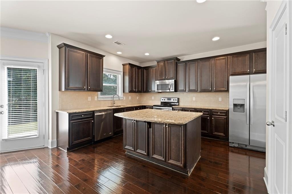 165 Regency Place - Photo 16