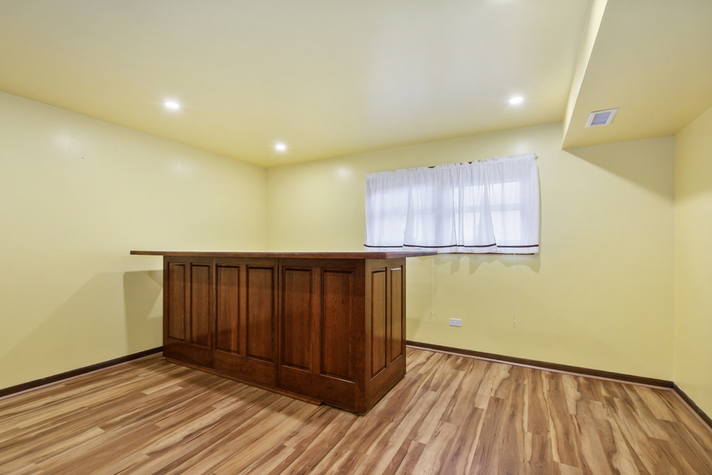 18031 65th Avenue - Photo 21
