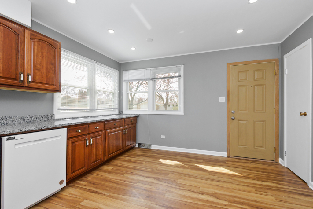 18031 65th Avenue - Photo 5