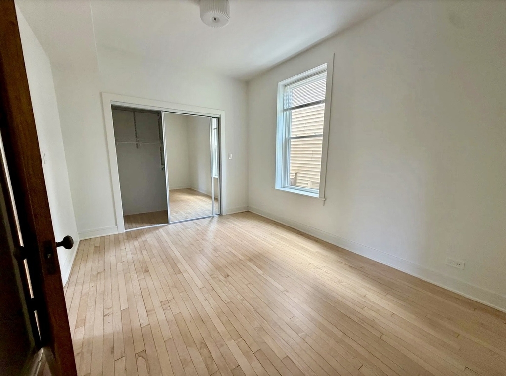 3416 W Schubert Avenue - Photo 12