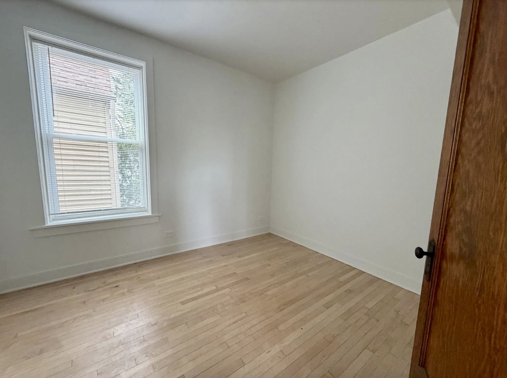 3416 W Schubert Avenue - Photo 14