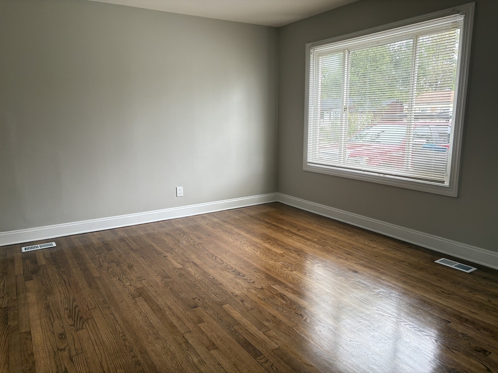 21734 Clyde Avenue - Photo 20