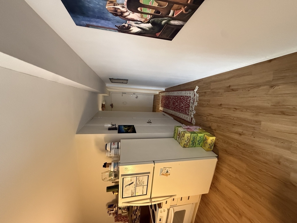 300 N State Street - Photo 2