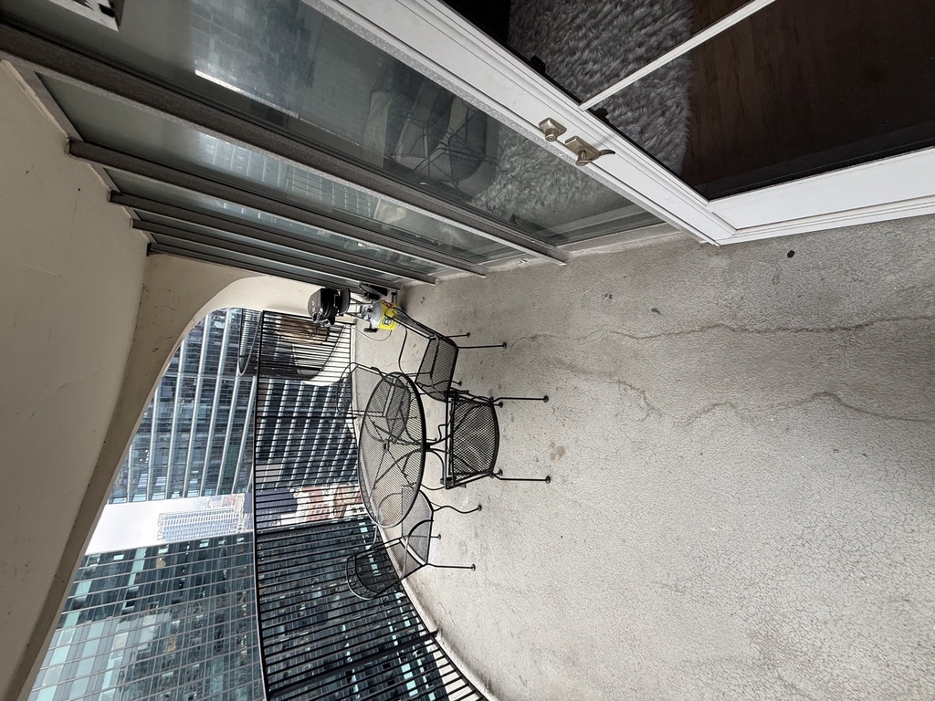 300 N State Street - Photo 8