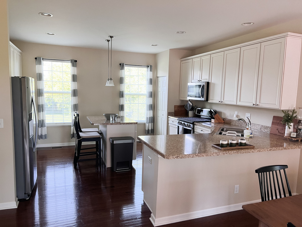 1641 Deer Pointe Drive - Photo 2