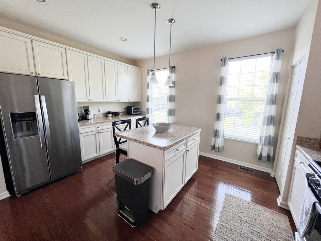 1641 Deer Pointe Drive - Photo 3