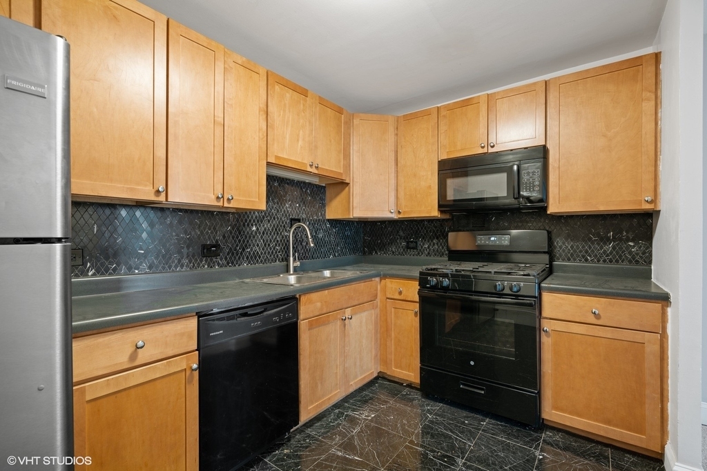 400 E Randolph Street - Photo 5
