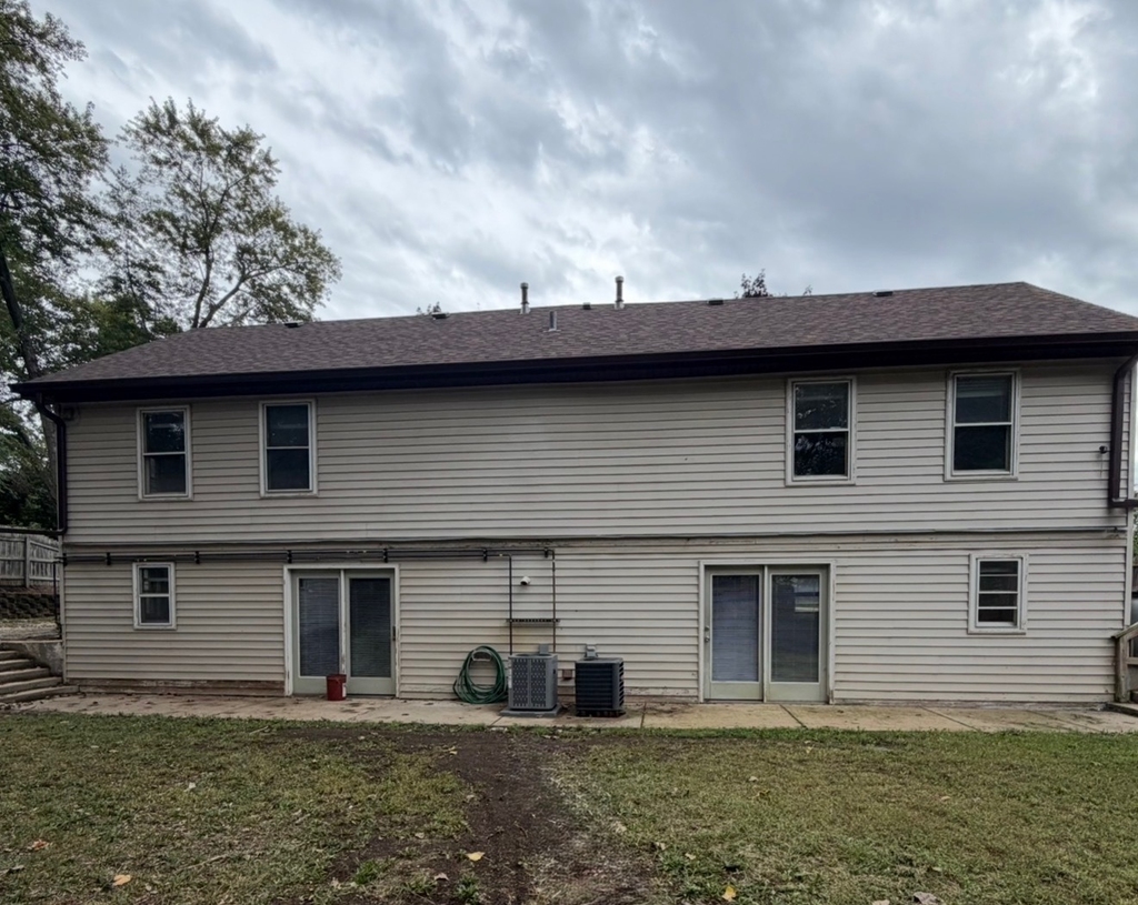 1724 Lyran Avenue - Photo 1