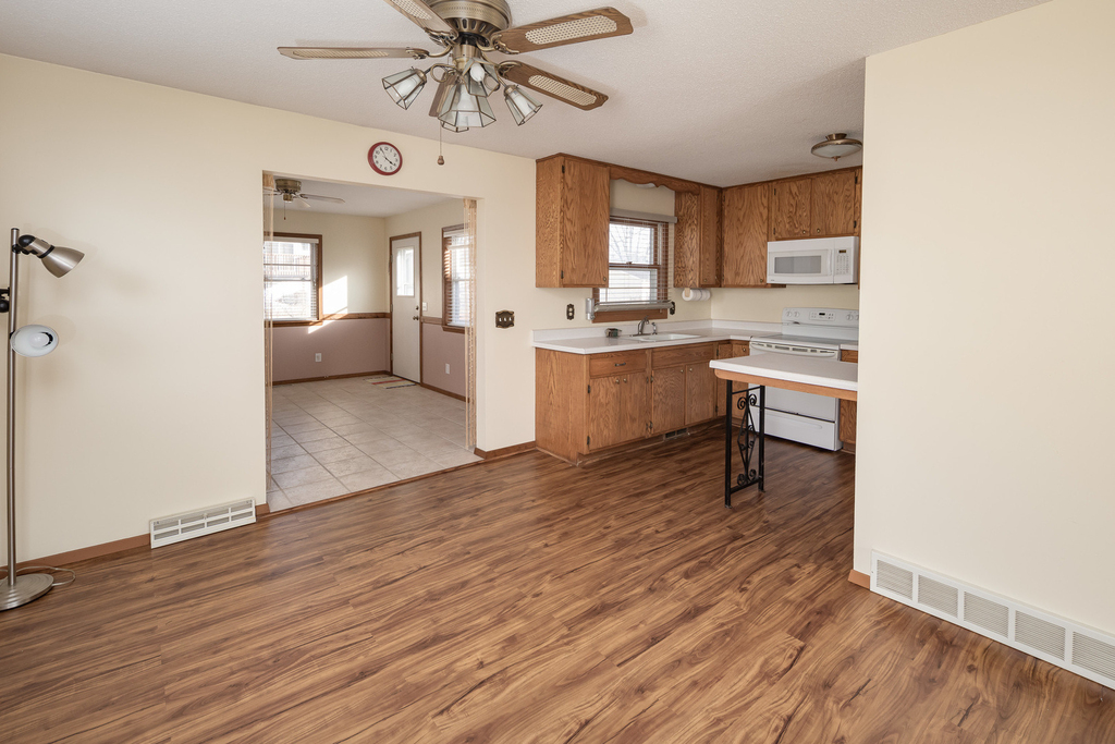 3373 29th Street - Photo 7