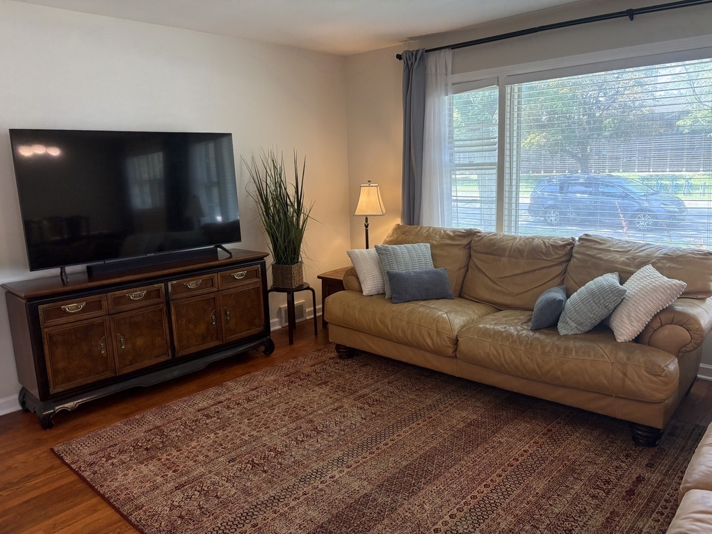 319 Dodge Avenue - Photo 1