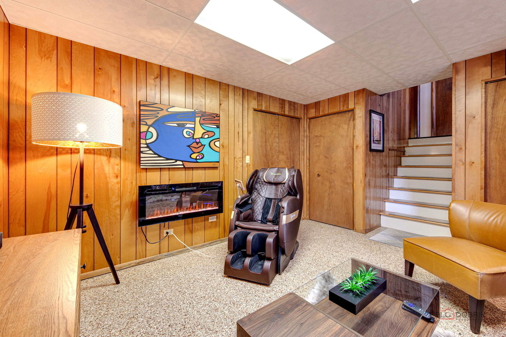 2042 S Goebbert Road - Photo 28