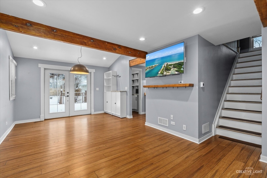 628 Illinois Street - Photo 2