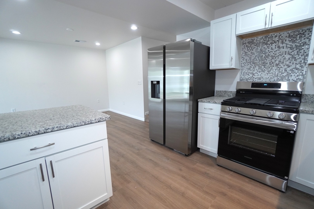5801 Juniper Avenue - Photo 12