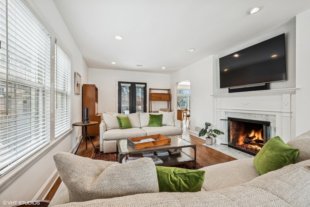 1754 Grove Street - Photo 4