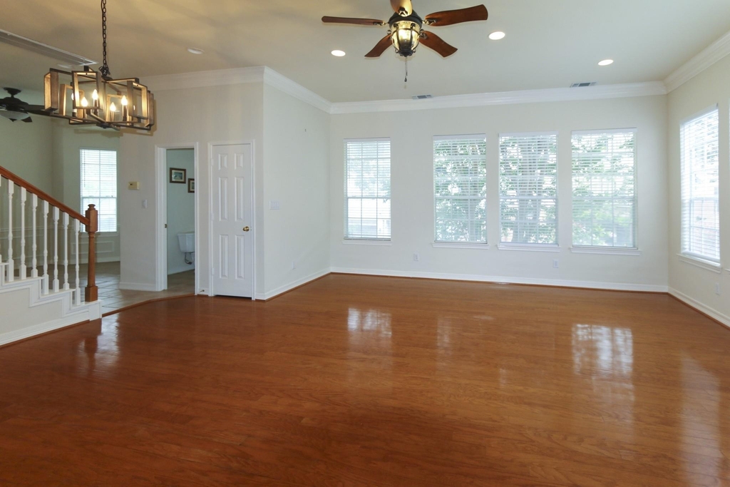 5302 Blossom Street - Photo 14