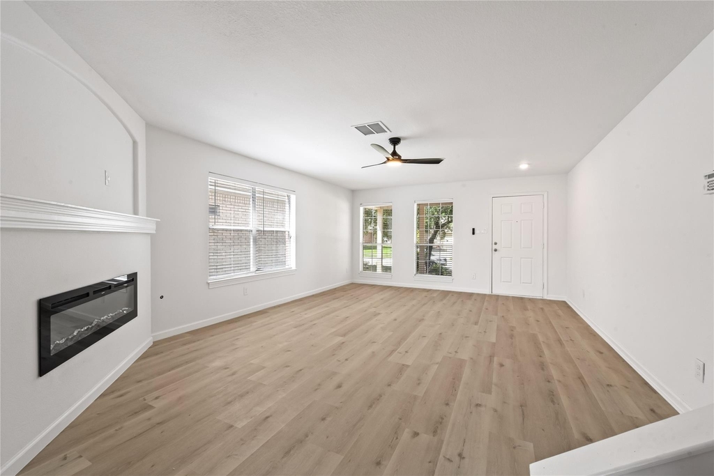 22511 Sweetglen Court - Photo 3