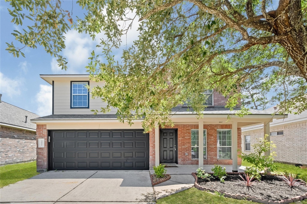 22511 Sweetglen Court - Photo 0