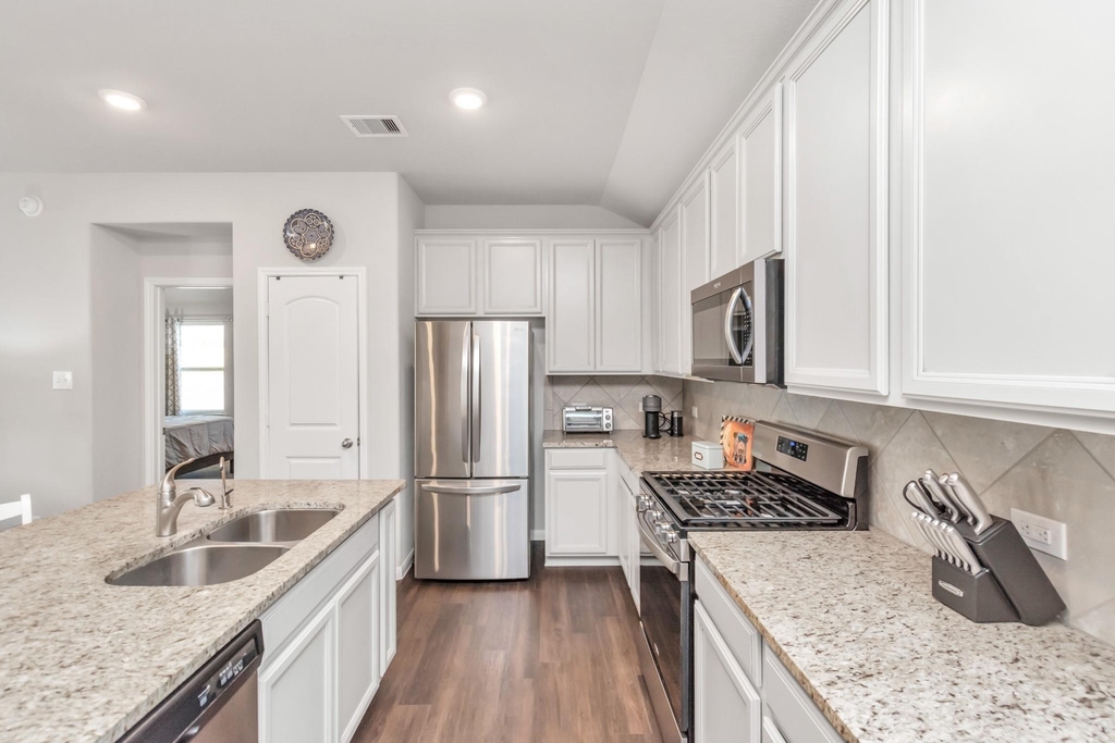 6842 Scarlet Sagebrush Street - Photo 12