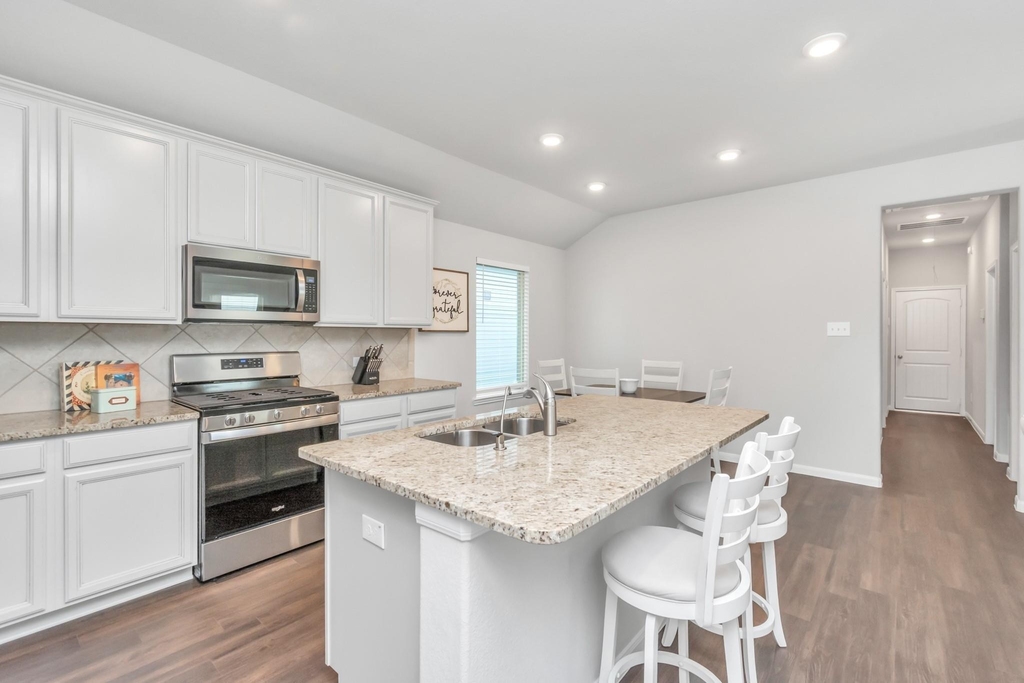 6842 Scarlet Sagebrush Street - Photo 7