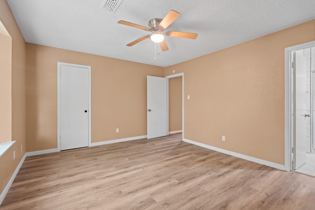 6711 Biggs Court - Photo 13